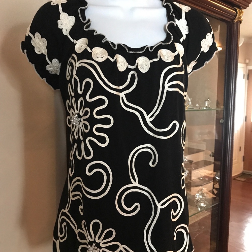 Lovely Lauren Michelle top lg